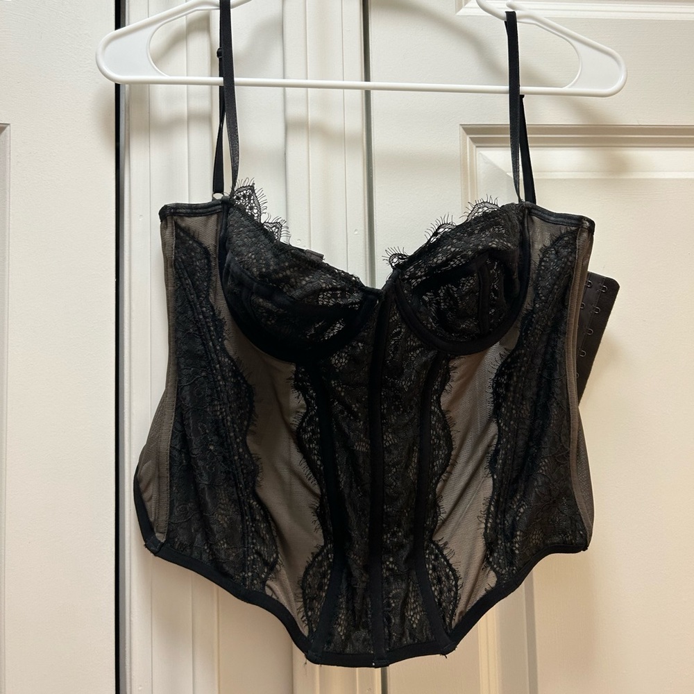 Urban Outfitters Out from Under Modern Love Corset Black size LARGE